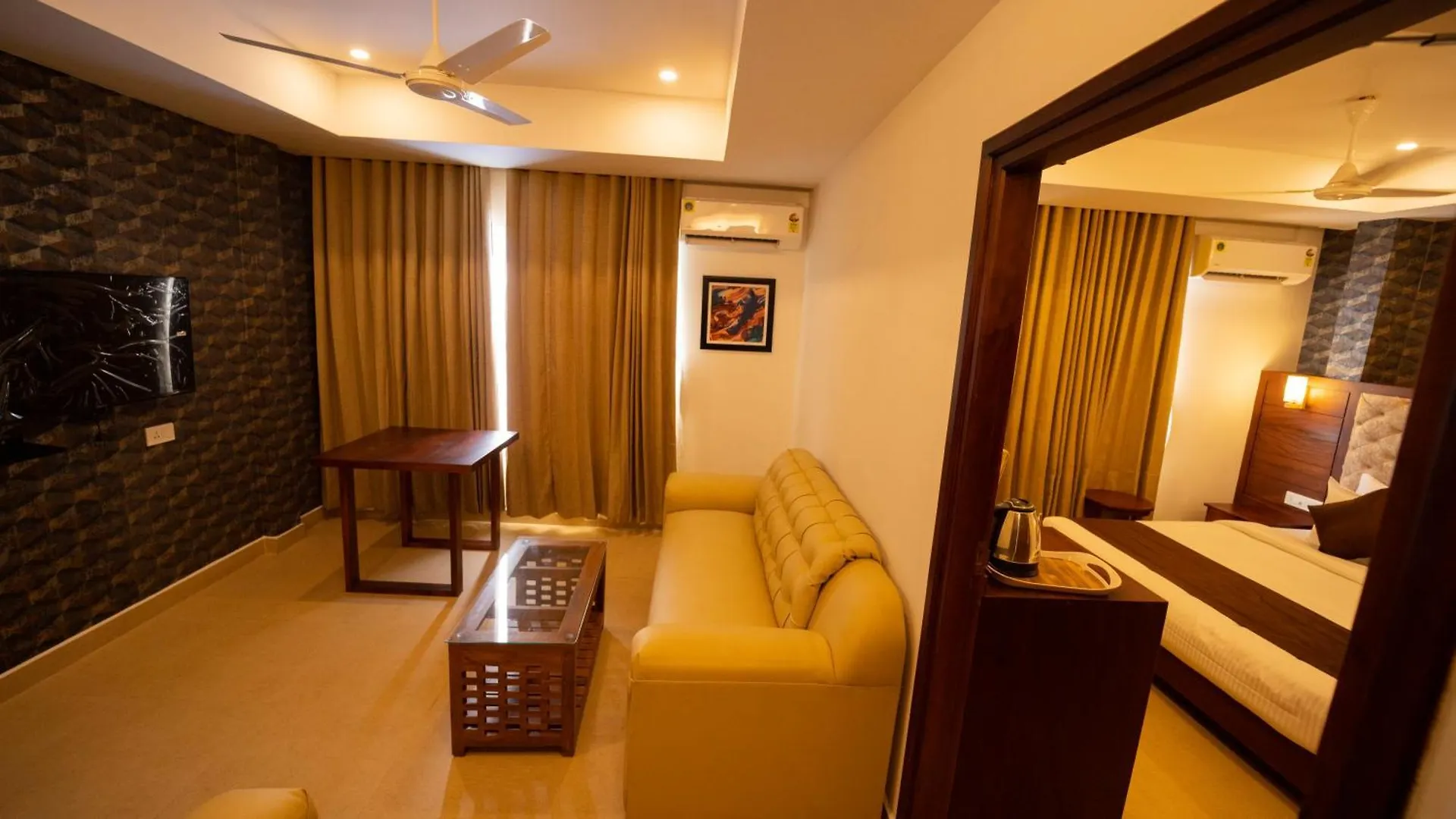 Dev Residency Hotel Attingal