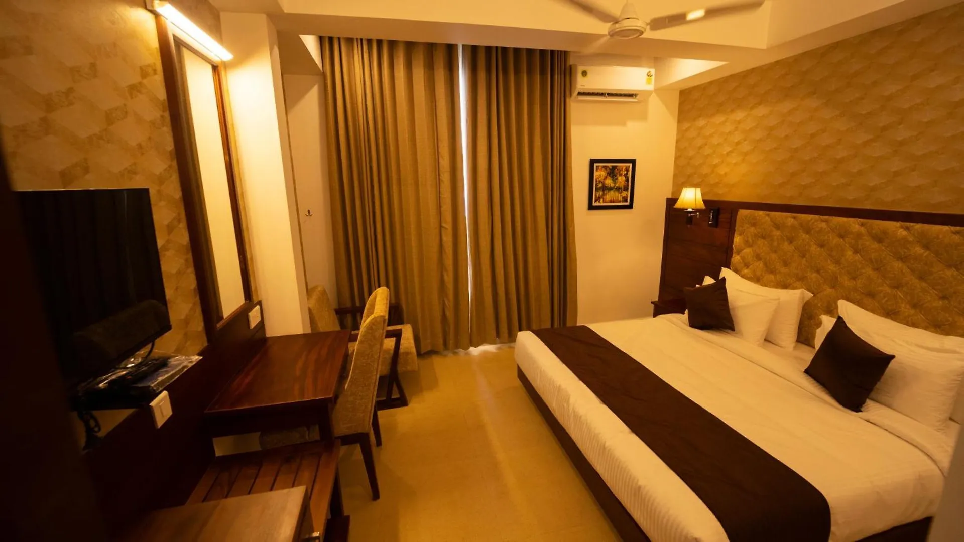 Dev Residency Hotel Attingal